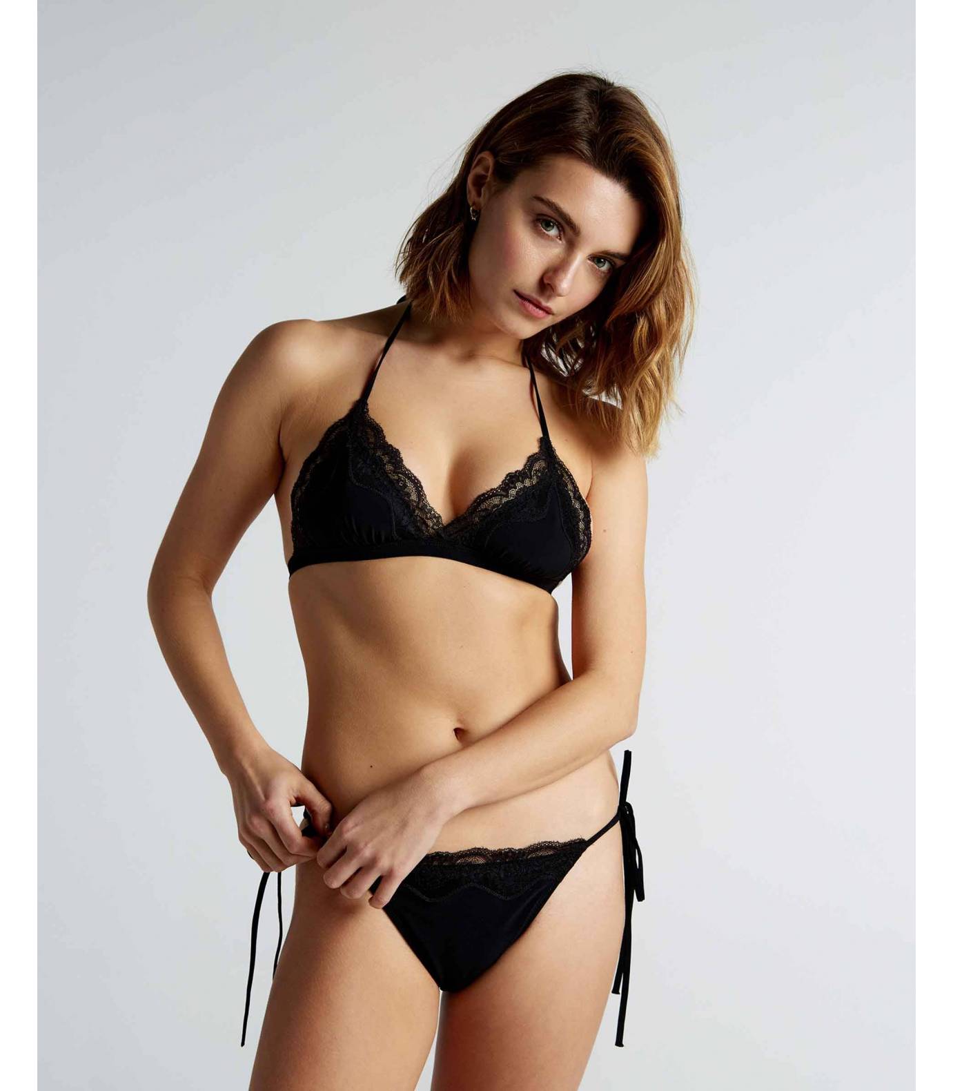mañana Emborracharse Regularidad Bikini atado al cuello con braga lazos color negro - TCN Shop Online