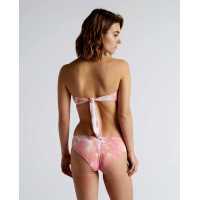 Bikini bandeau con tintura tye dye color rosa