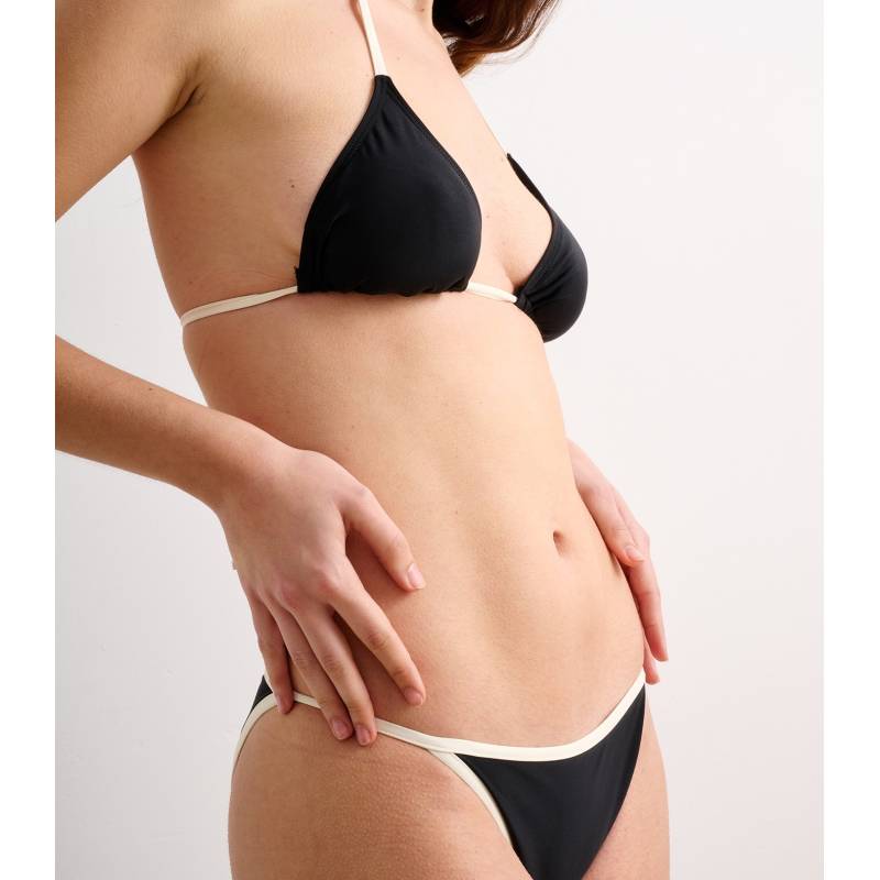Bikini Michelle Santorino – Estilo y Comodidad en Cada Detalle