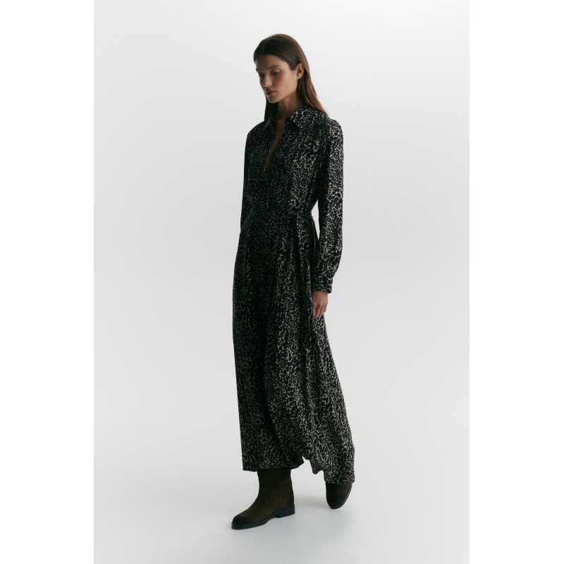 Vestdio Balt animal print - TCN BCN | Diseño para Invierno