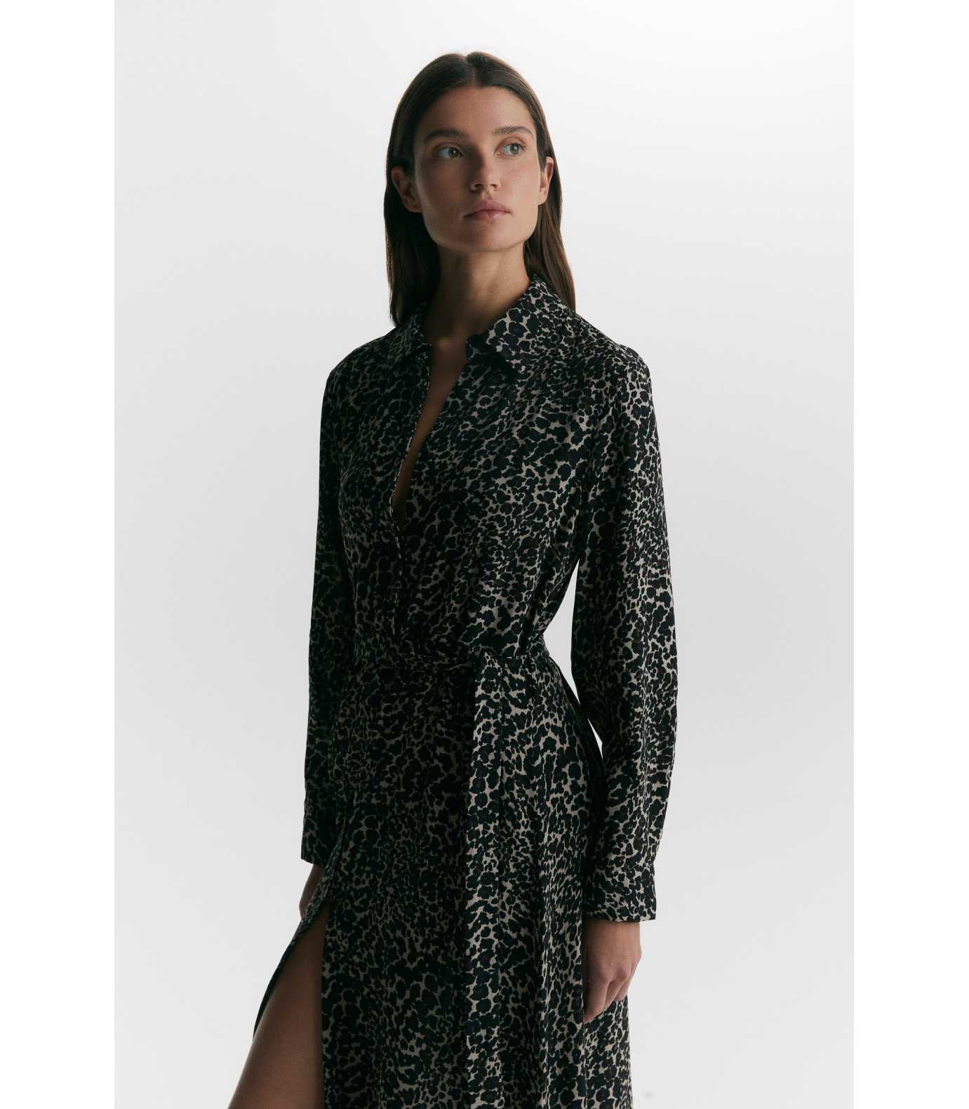 Vestdio Balt animal print - TCN BCN | Diseño para Invierno