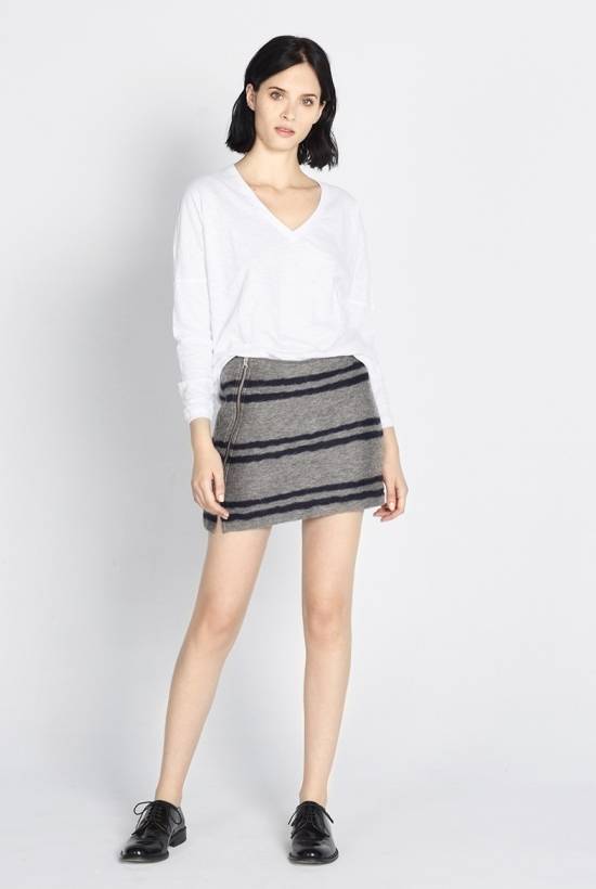 Line Skirt