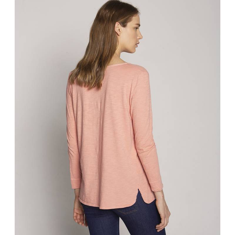 Slub Knit Long Sleeved T-shirt