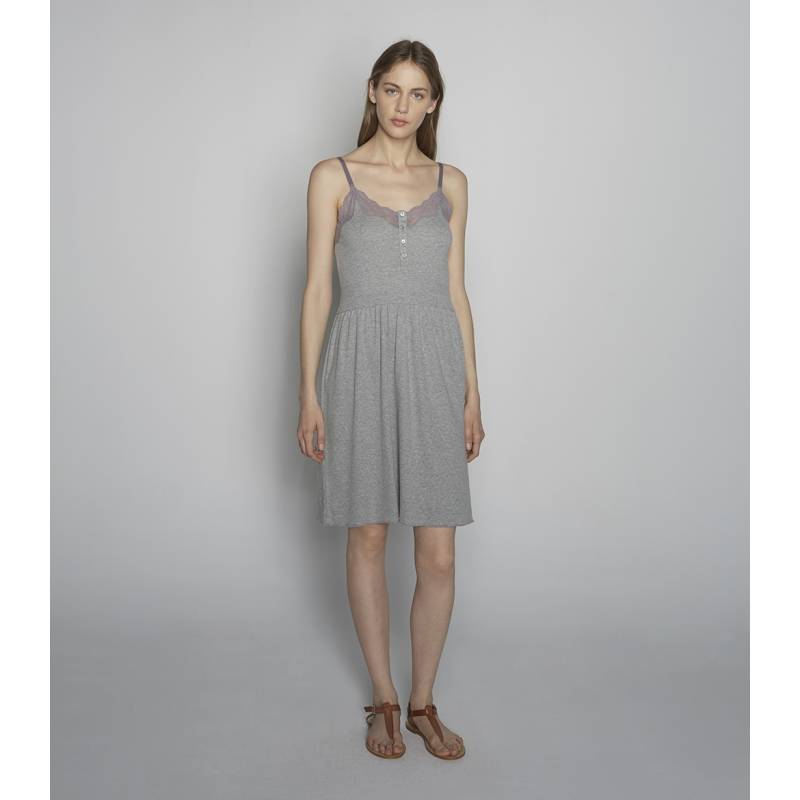 Vestido Gris Puntilla