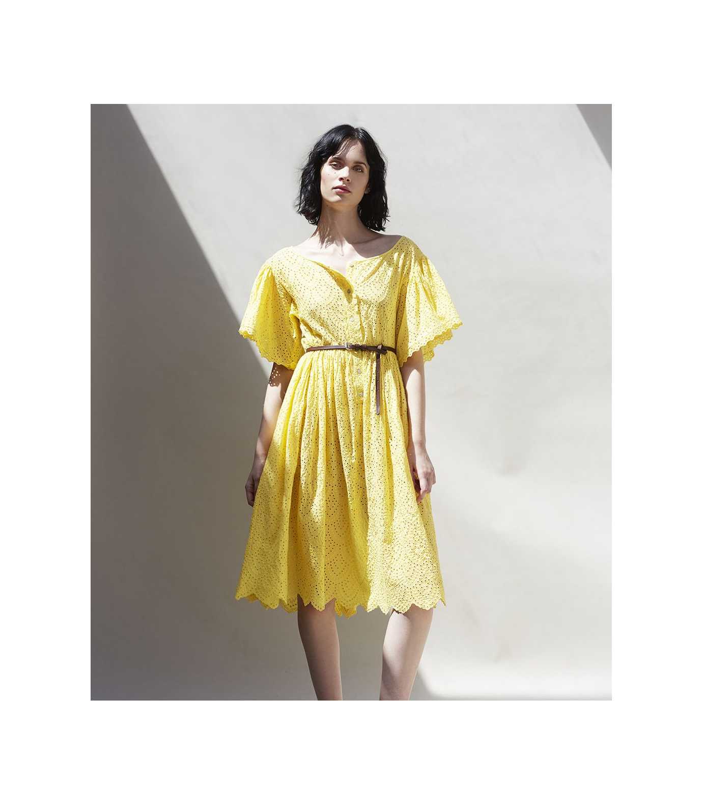 TCN Vestido Cinturón Bordado 